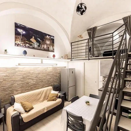 Apartment For 6 With Jacuzzi In The Center Of